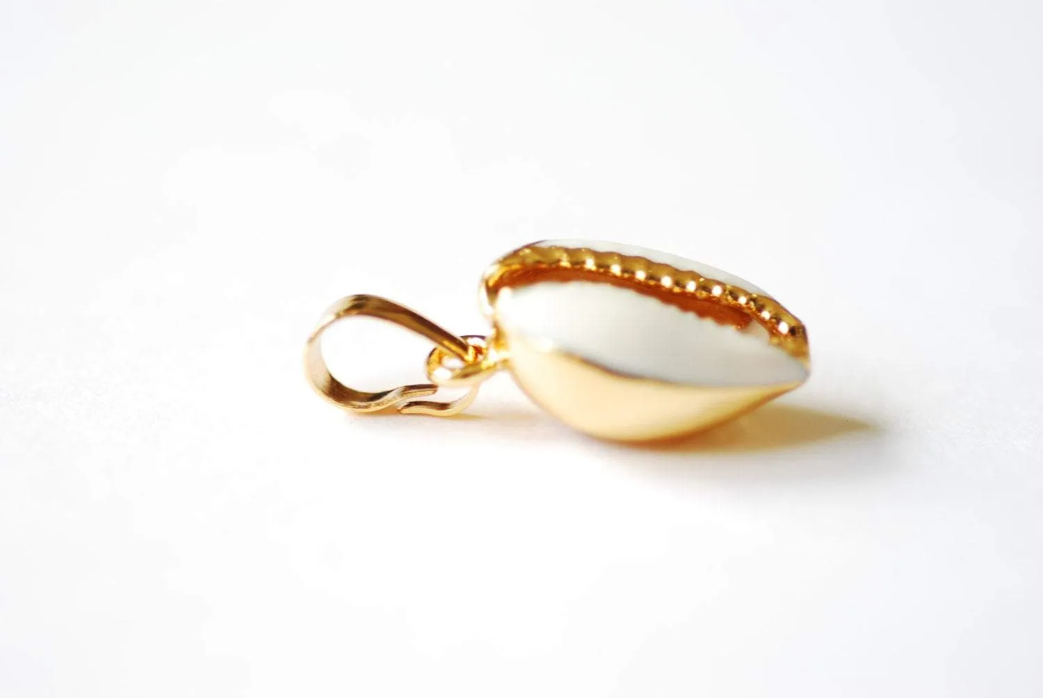 24k Gold Dipped Real Natural Cowrie Shell, Natural gold dipped shell pendant, Gold Cowrie shell pendant charm, Cut Cowrie Shell Beads