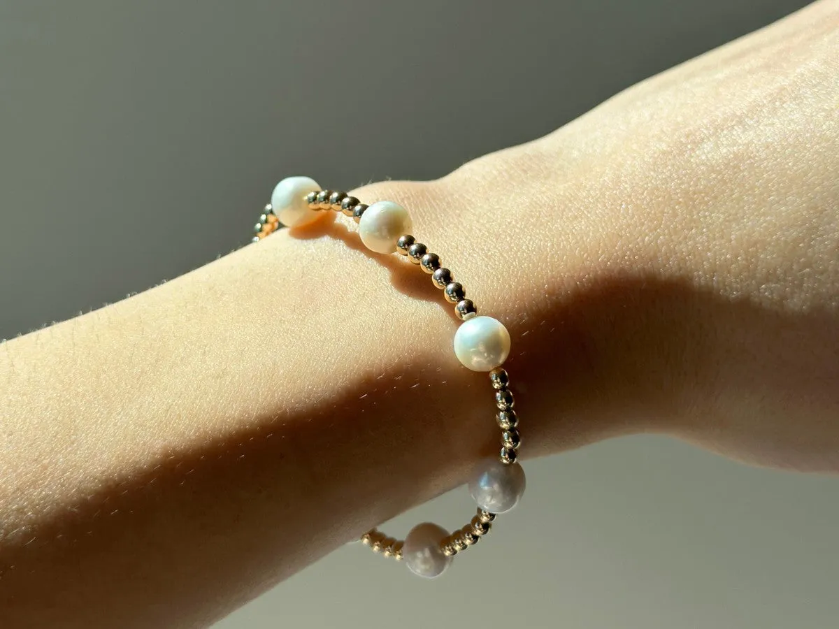 3mm Bead 8-Pearl Bracelet