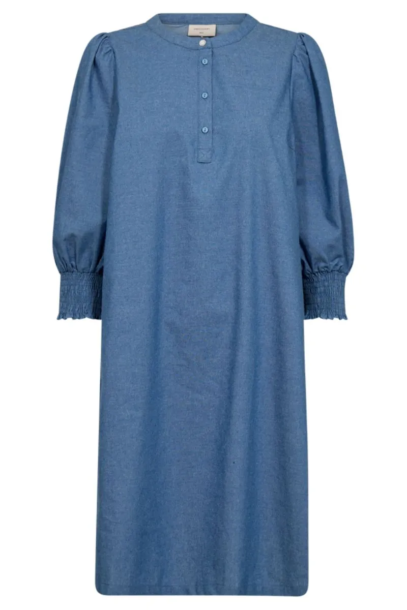 Aby Dress 205281 | Medium Blue Denim | Kjole fra Freequent