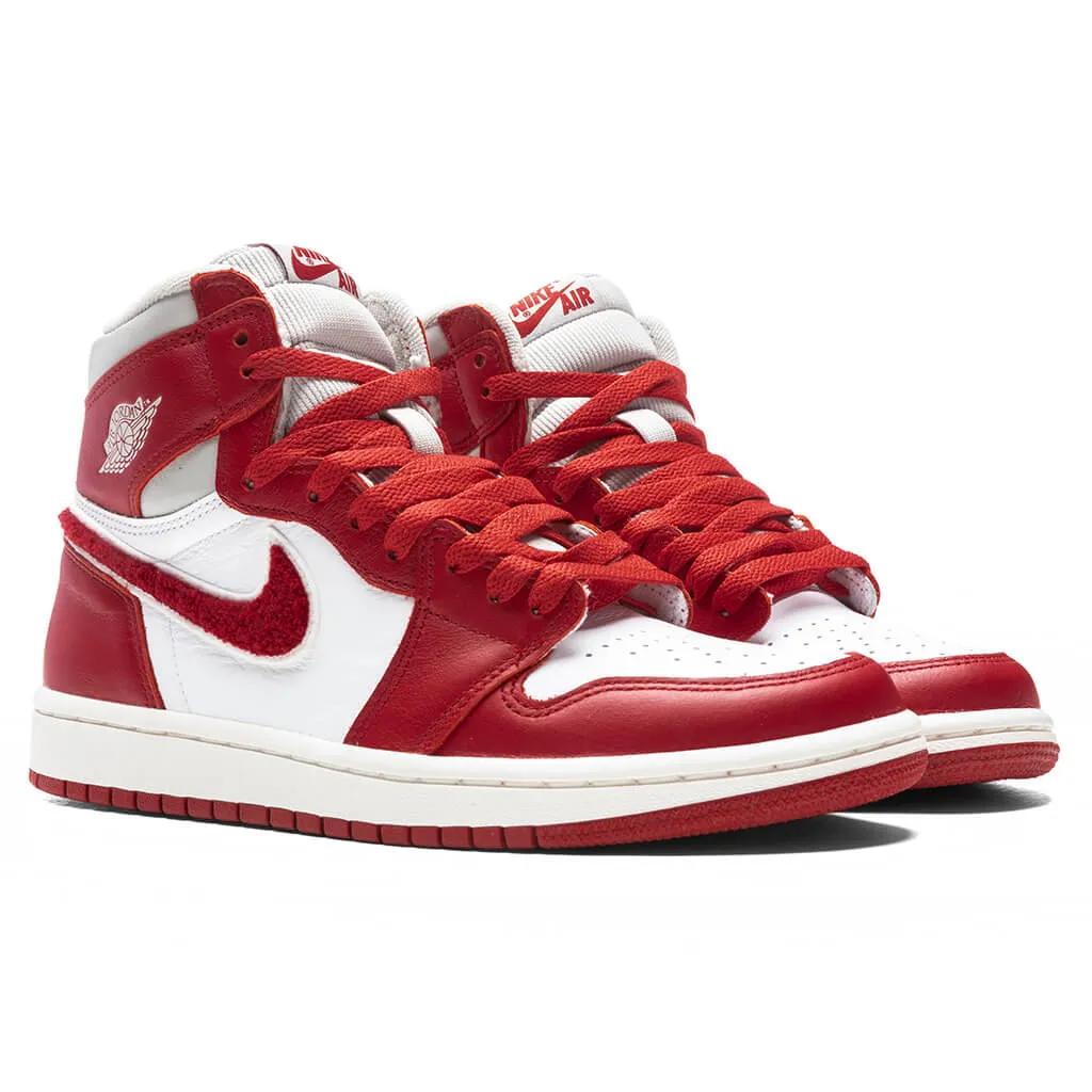 Air Jordan 1 Women's Retro High OG 'Varsity Red' - Light Iron Ore/Varsity Red/Sail