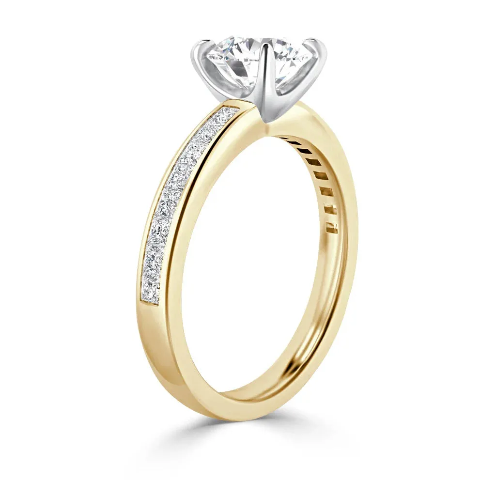 Amelia - 18ct Yellow Gold - Round