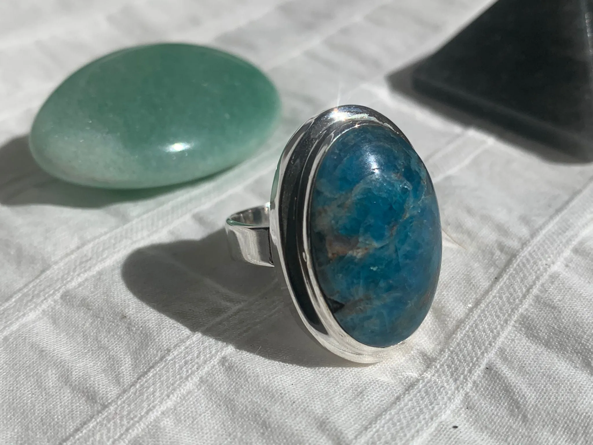 Blue Apatite Ansley Ring - Oval (US 7 & 8)