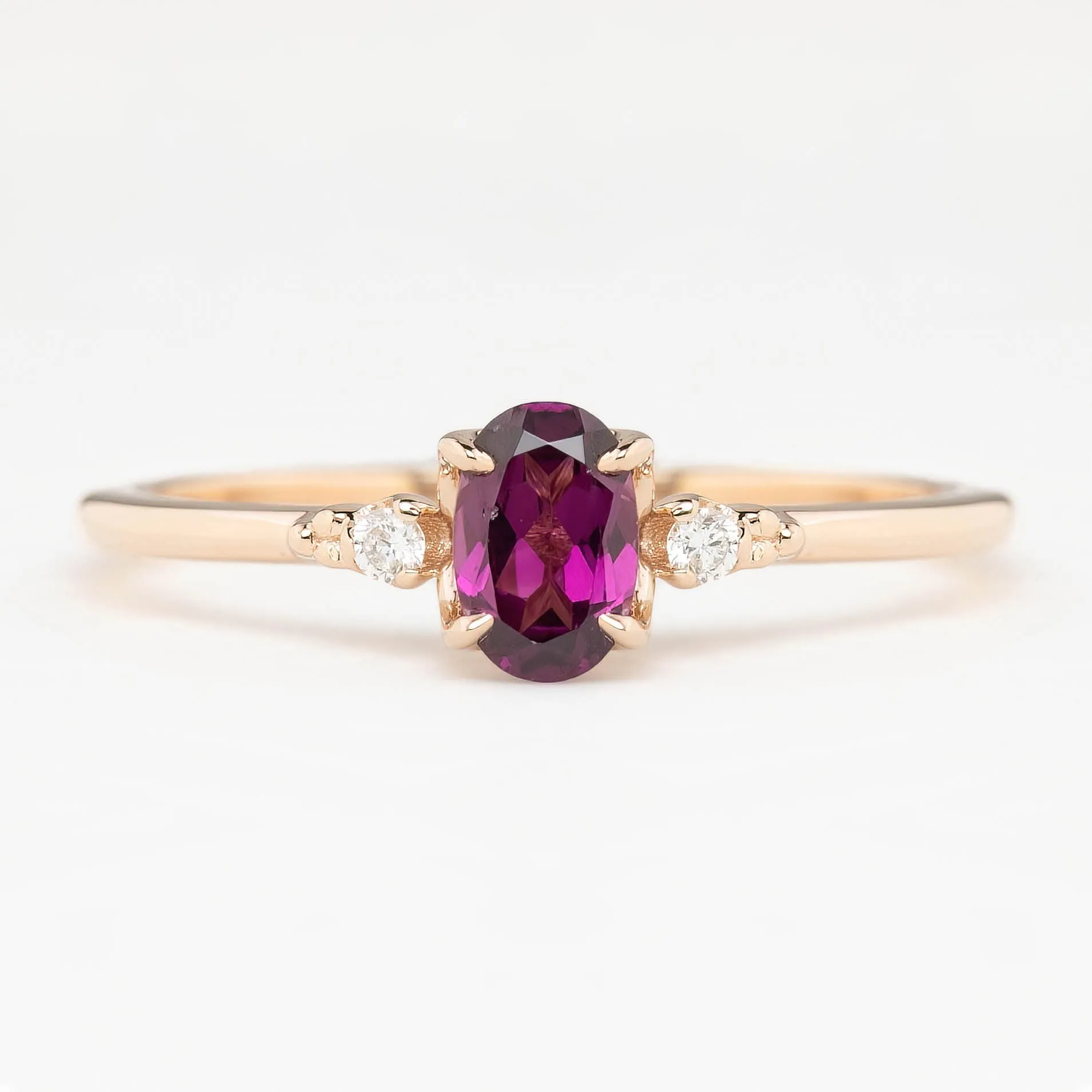 Estel Ring - Garnet