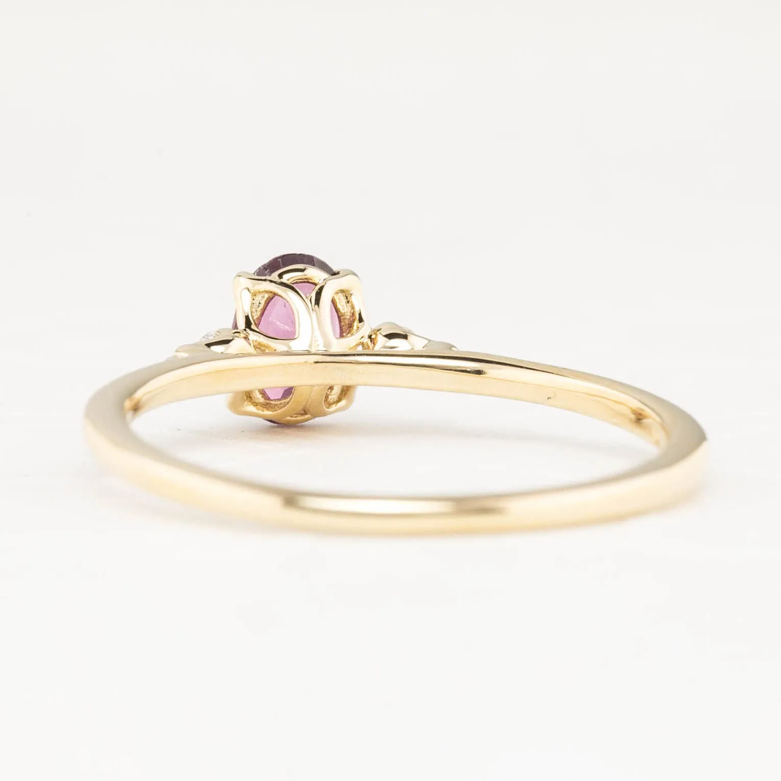 Estel Ring - Garnet