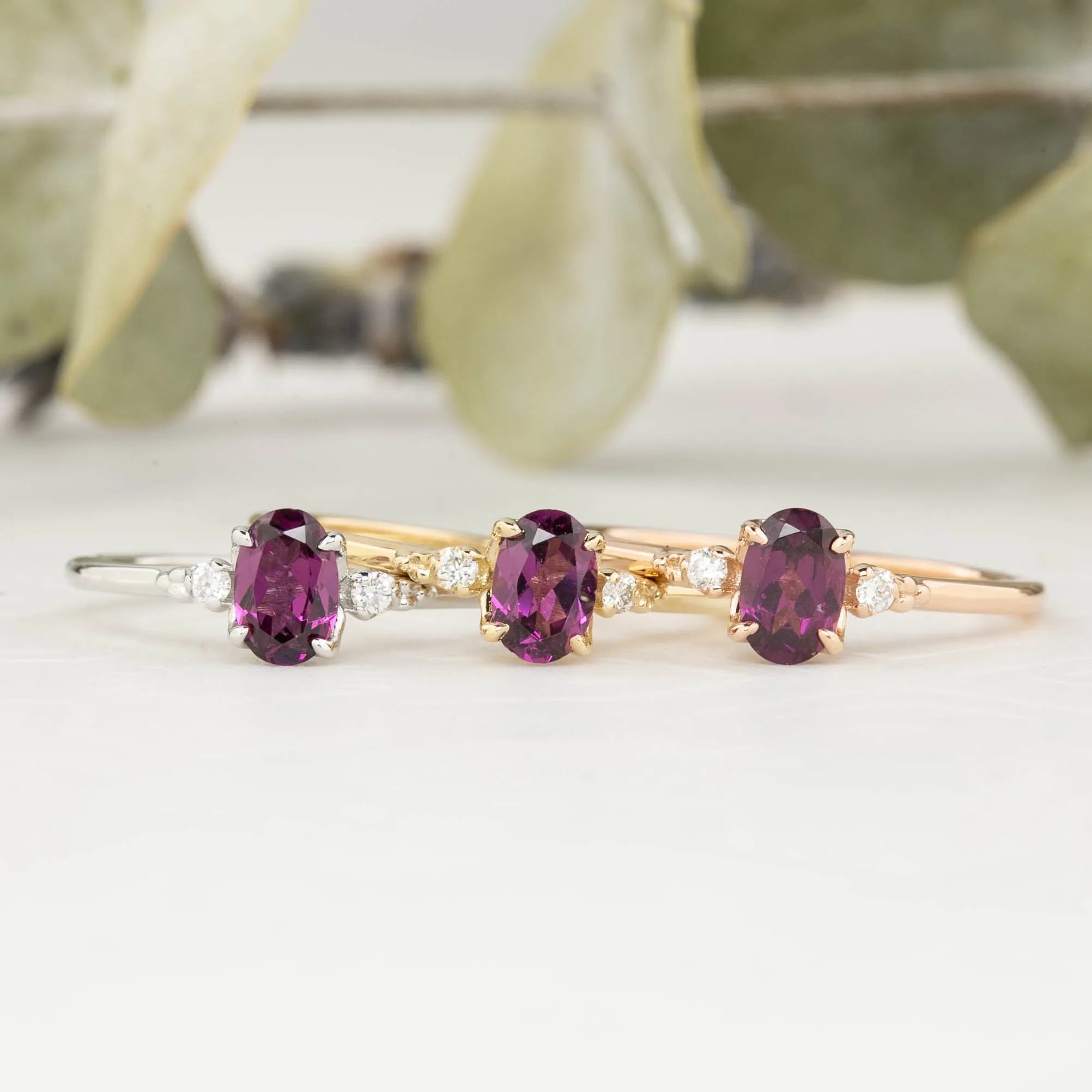 Estel Ring - Garnet