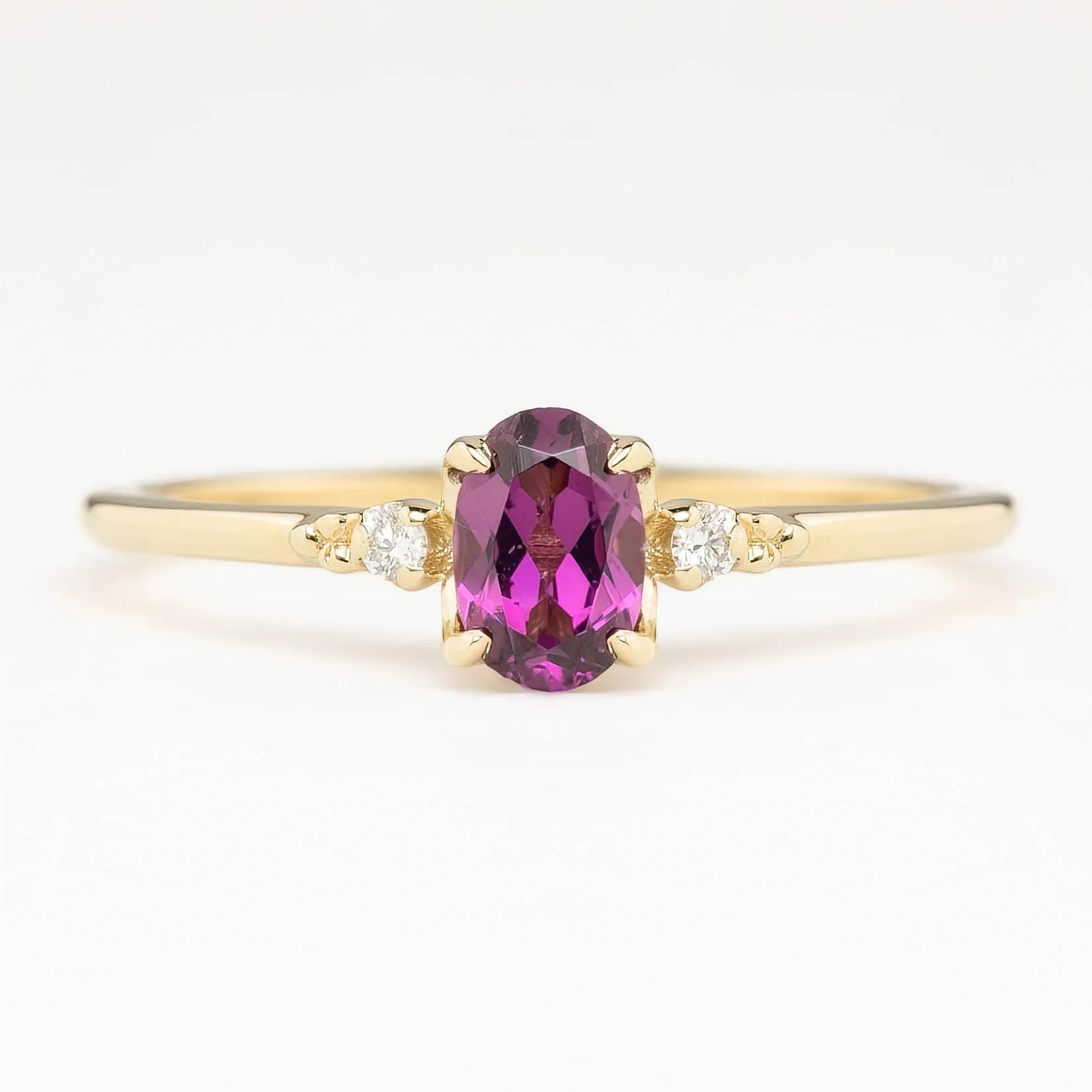 Estel Ring - Garnet