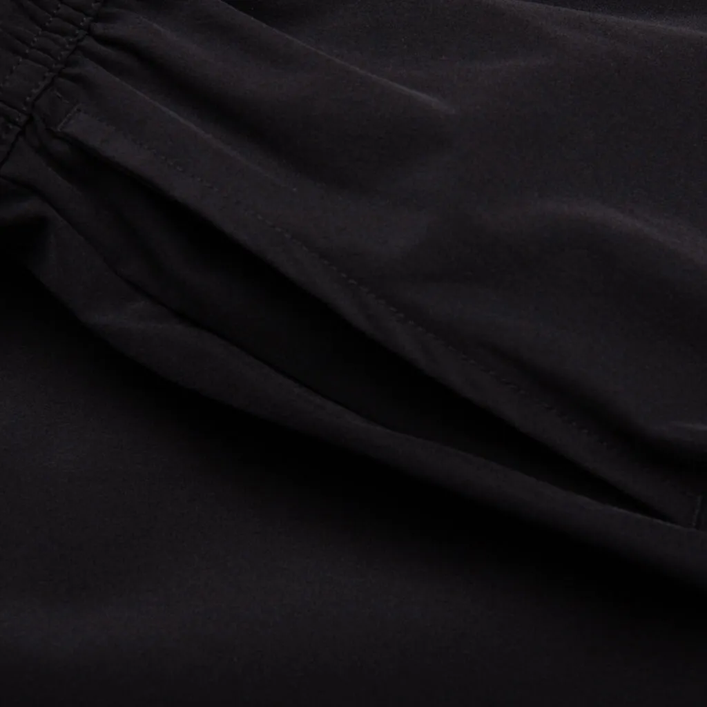 Hybrid Shorts - Black