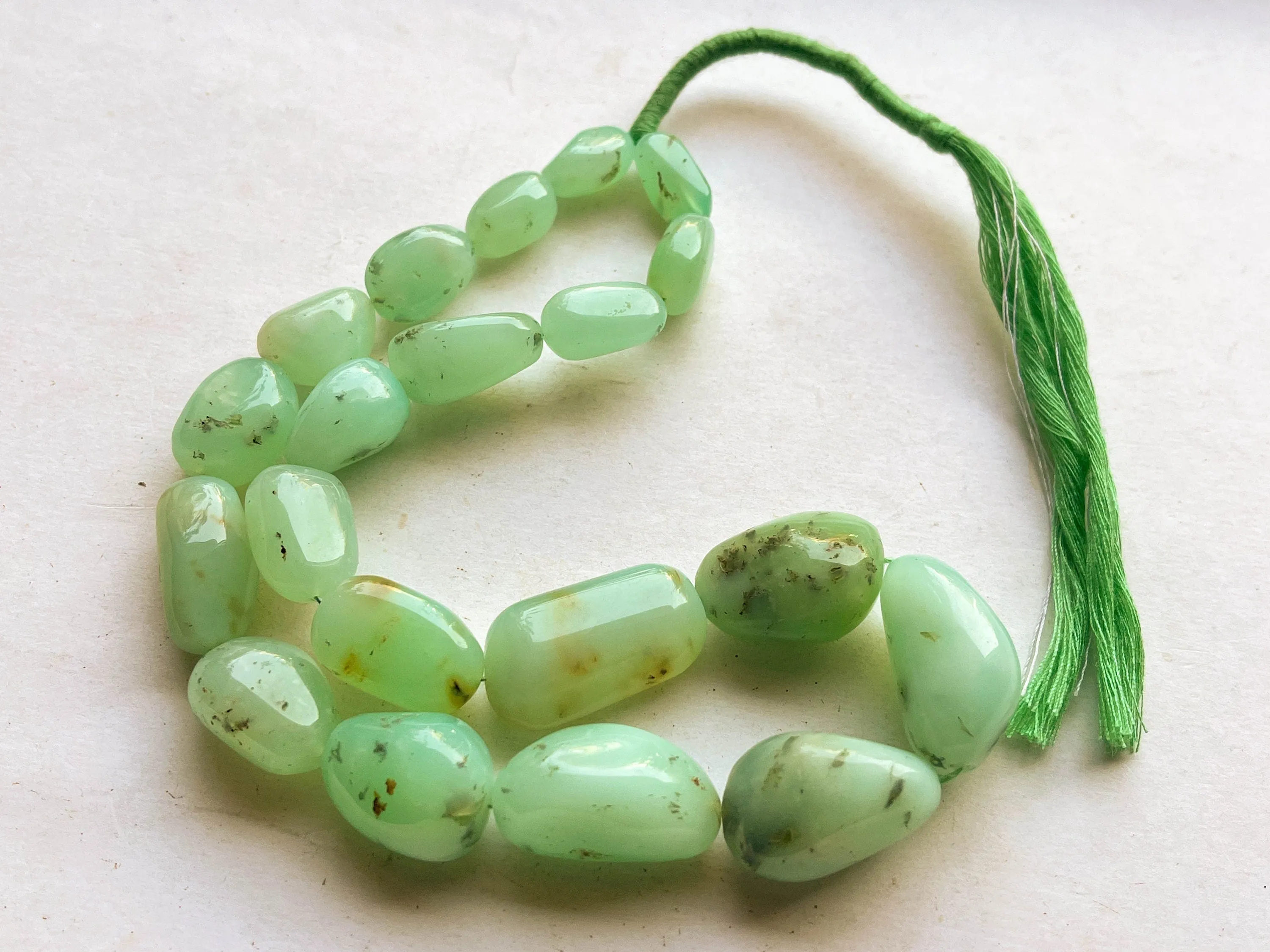 Natural Chrysoprase Smooth Tumble Shape Beads