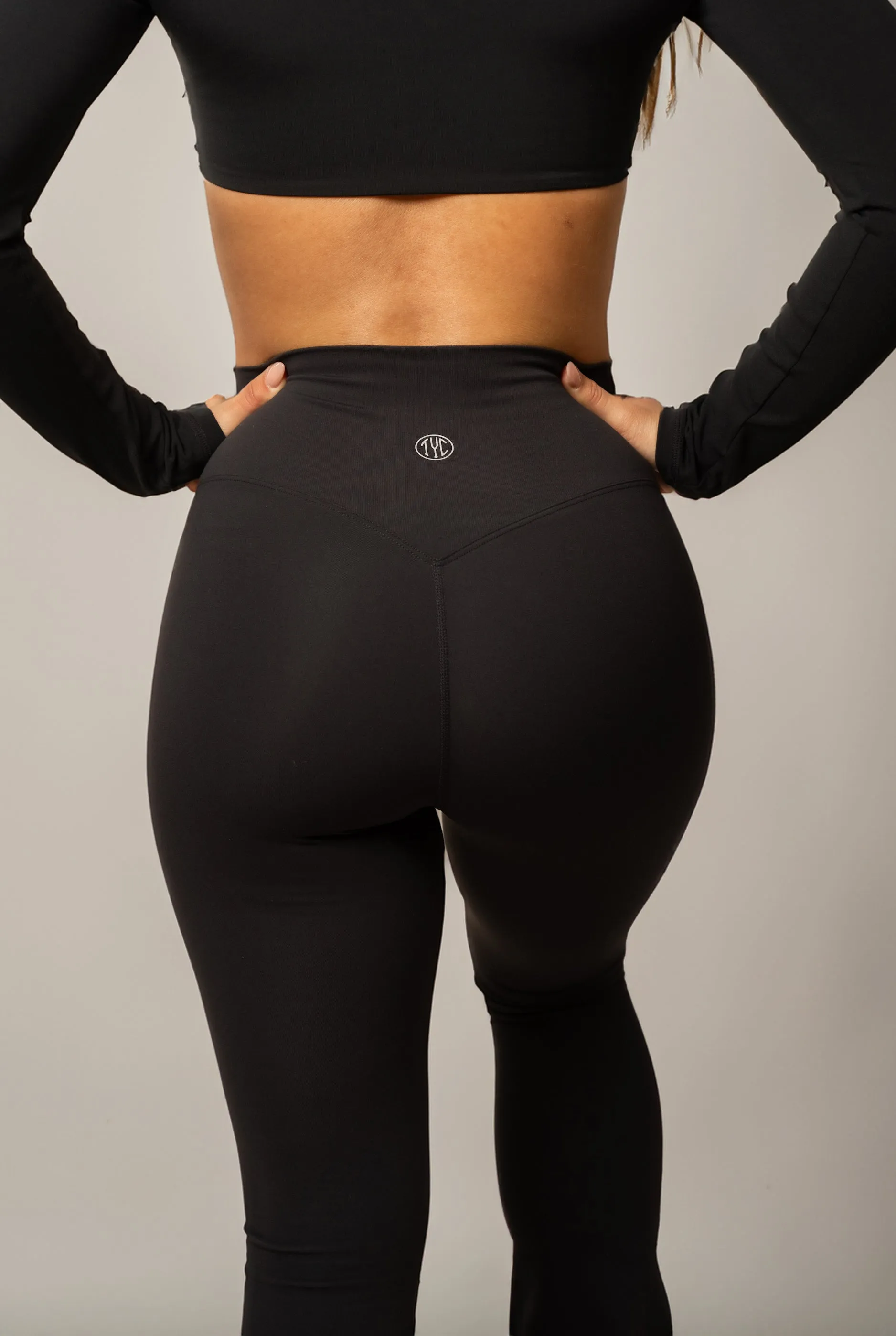 NEW Effortless Classic Flare Leggings - Black