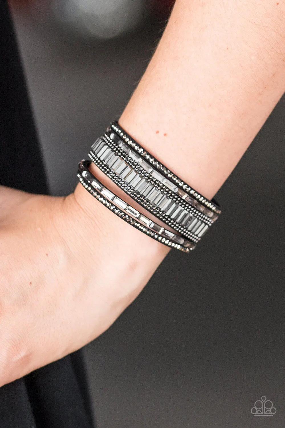 Paparazzi Accessories  - Spectacular Shimmer Black Bracelets