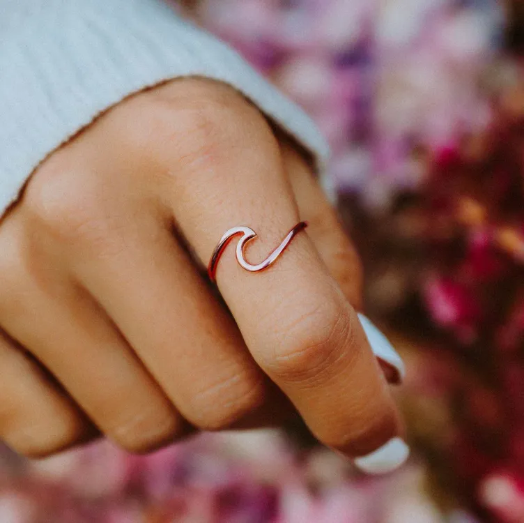 Puravida Silver, Rose Gold or Gold Wave Ring