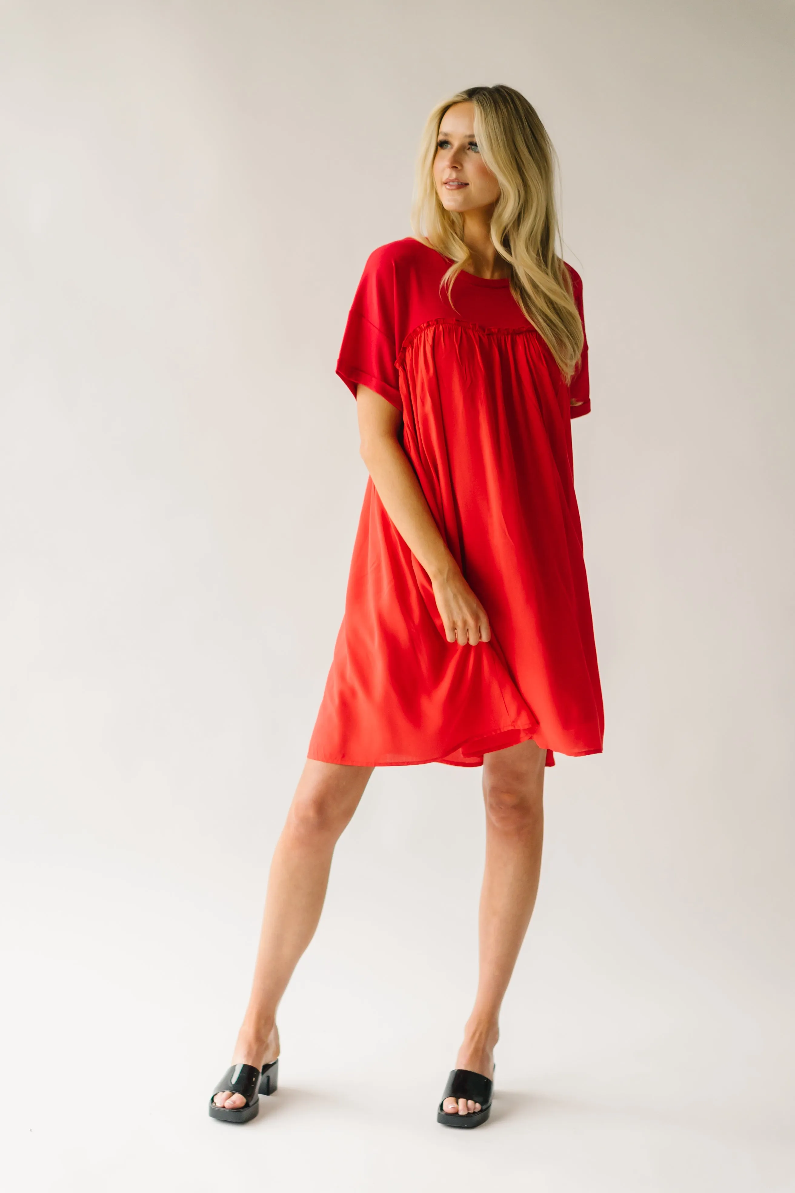 The Tyronza Contrast Ruffle Detail Dress in Tomato Red