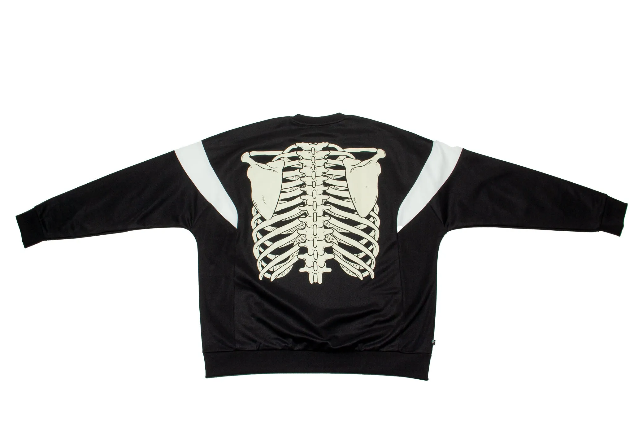 Two Feet Undr x Bones Cutline Crewneck "Black"