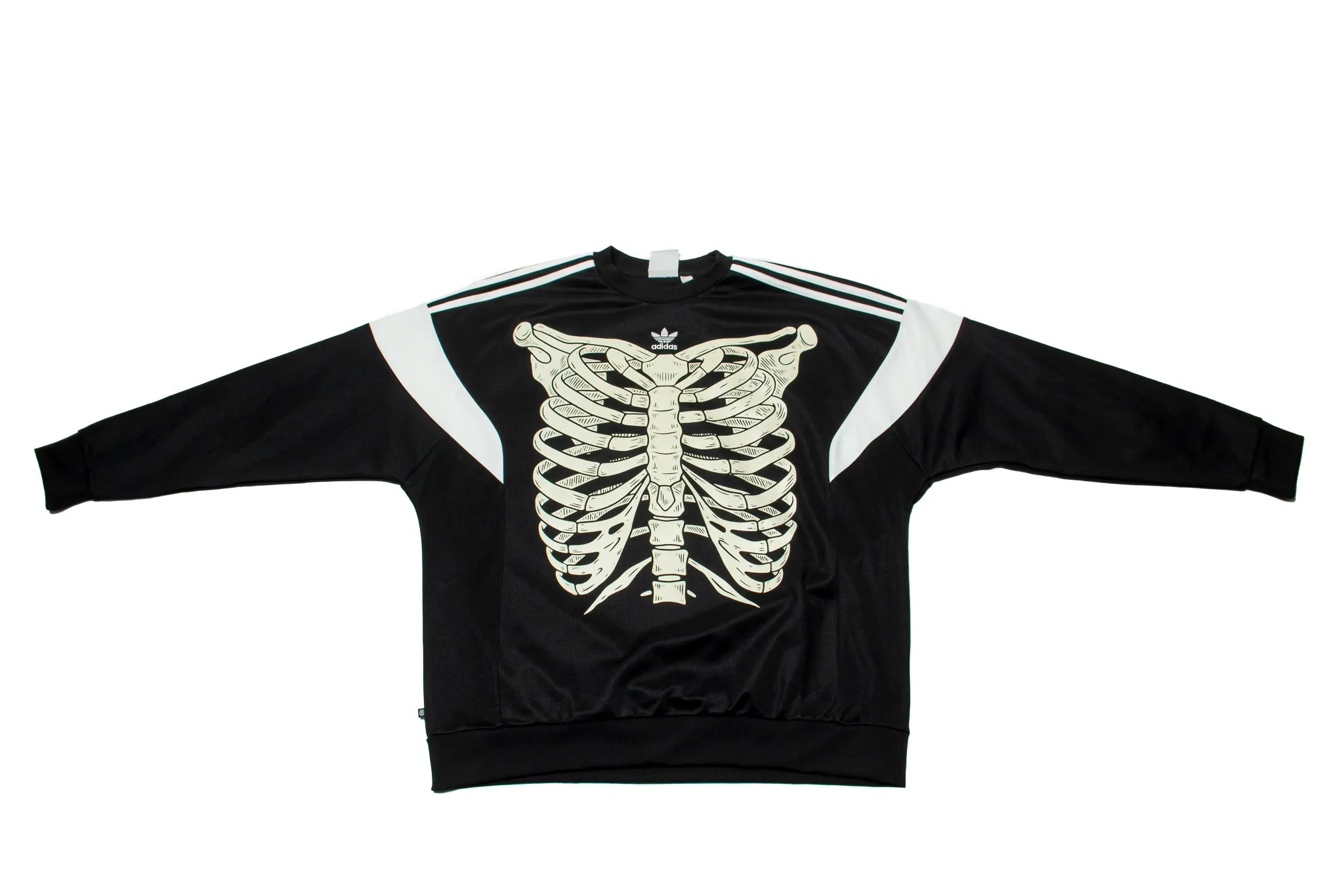 Two Feet Undr x Bones Cutline Crewneck "Black"