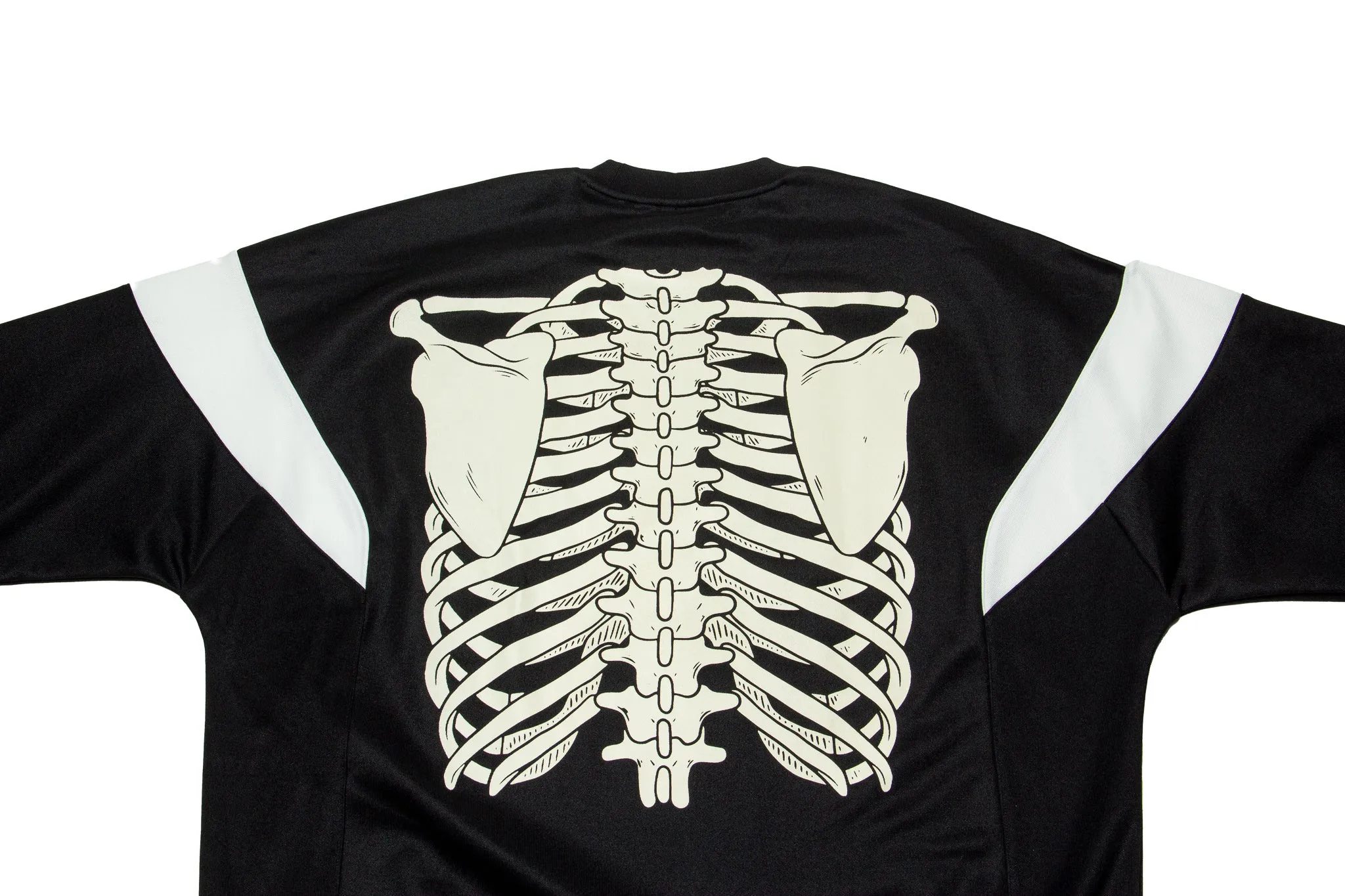 Two Feet Undr x Bones Cutline Crewneck "Black"